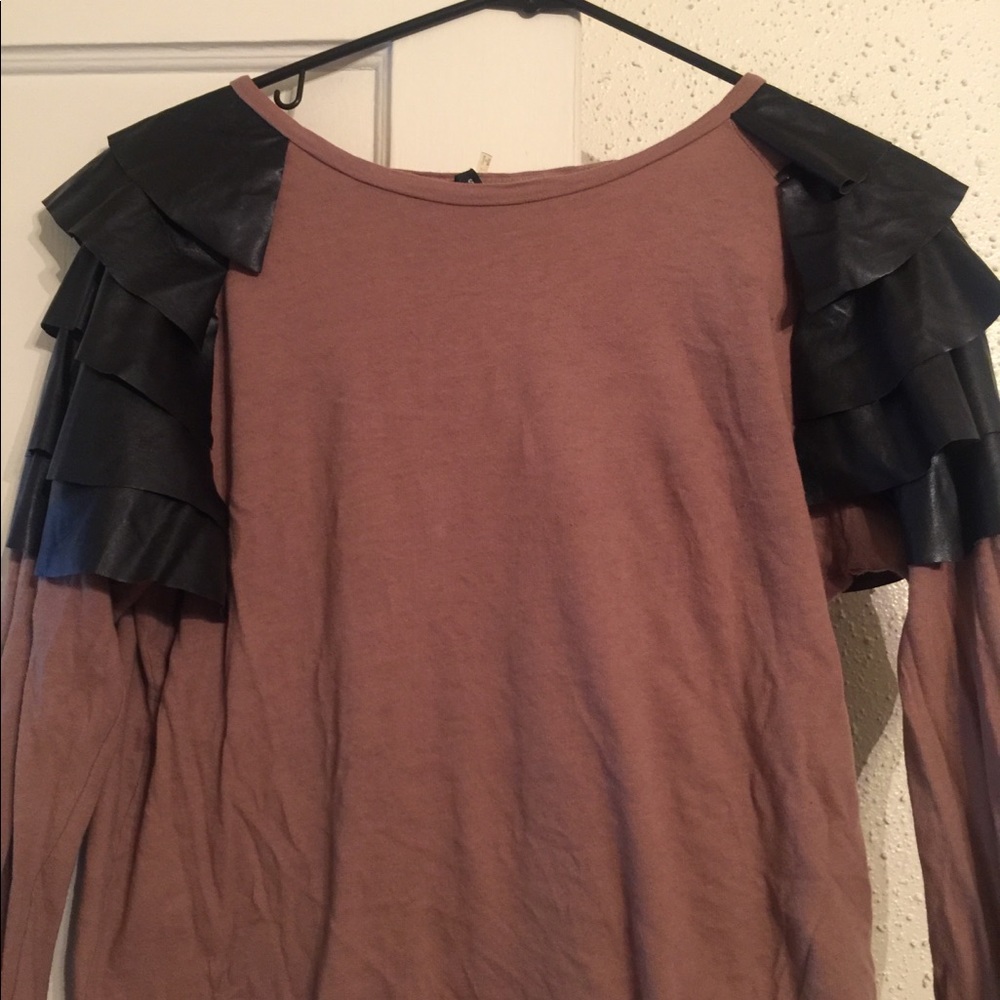 Taupe long sleeve shirt